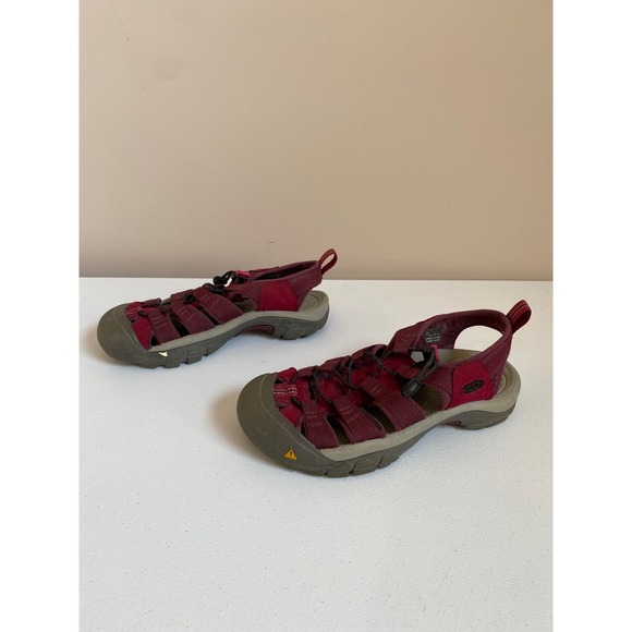 KEEN Newport H2 Water Sandals Women Red Outdoor Sport Size 7.5 Adjustable Hiking - Picture 3 of 6